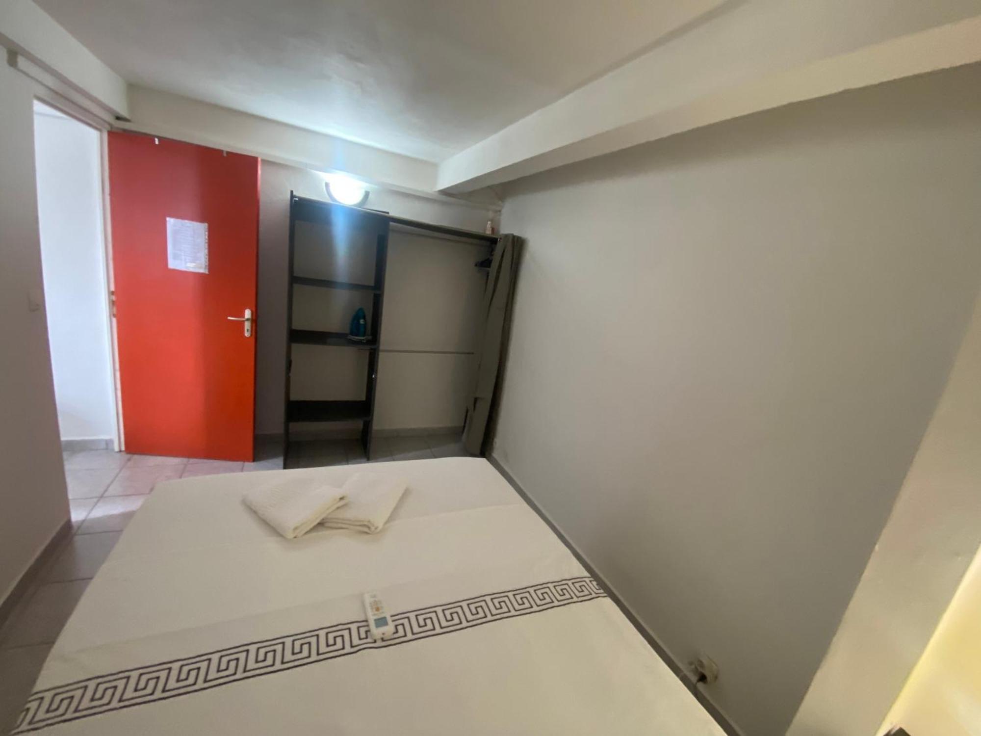 Logement De 40M2 Avec Terrasse, Moderne Et Equipe Petit-Canal Екстериор снимка
