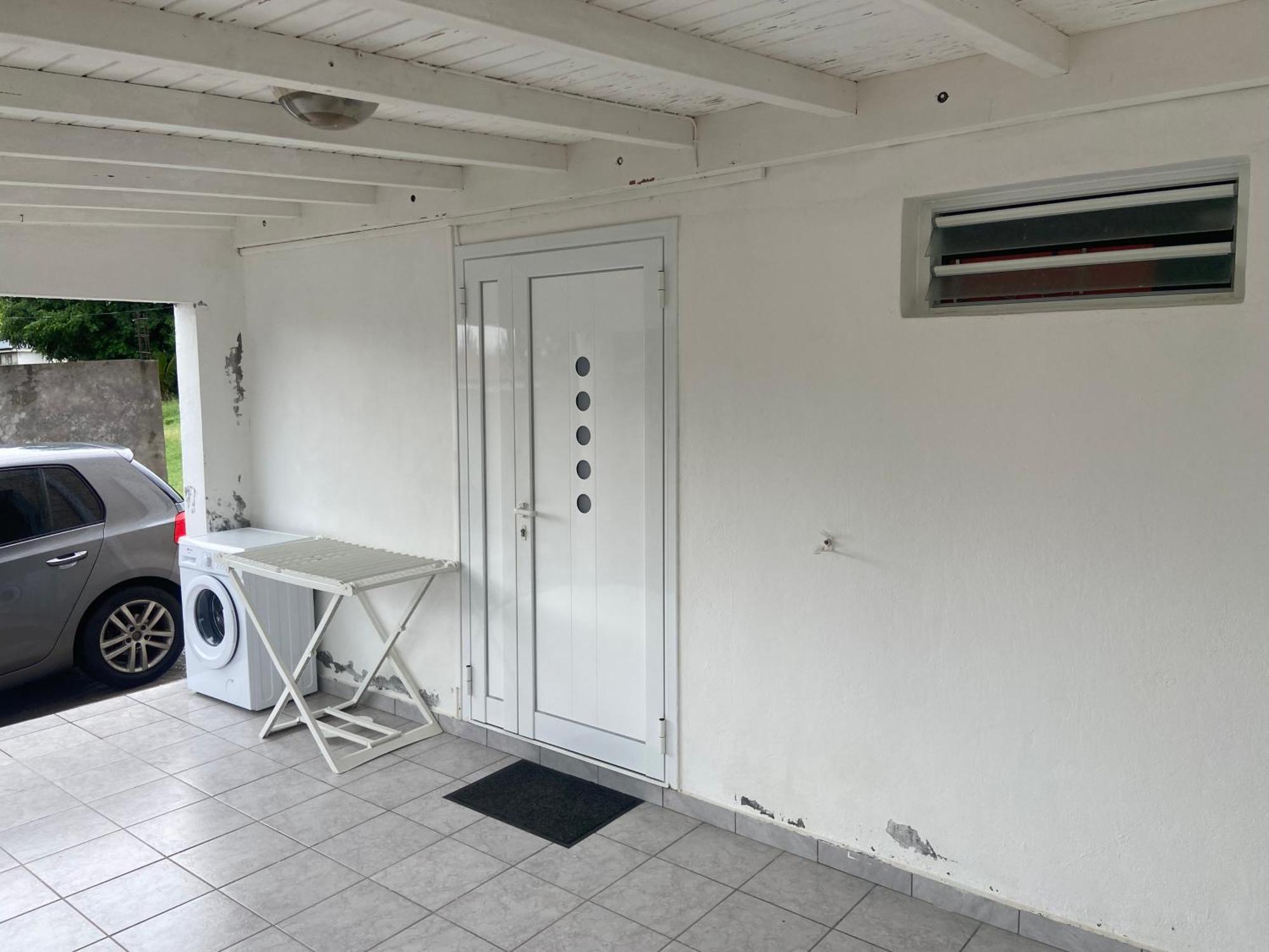Logement De 40M2 Avec Terrasse, Moderne Et Equipe Petit-Canal Екстериор снимка